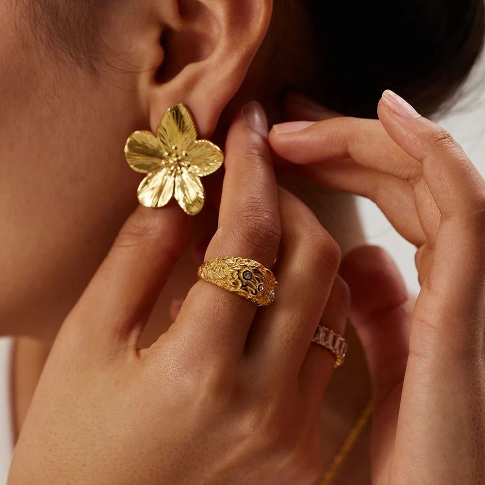 Boucle d'Oreille Fleur Doré